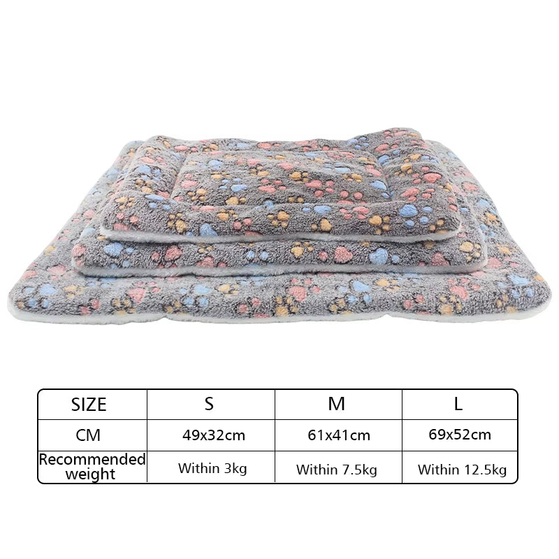 Cozy Flannel Dog Bed Mat - Soft and Warm Winter Blanket for Your Pets