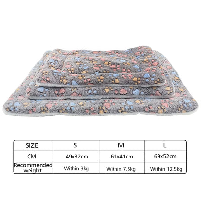 Cozy Flannel Dog Bed Mat - Soft and Warm Winter Blanket for Your Pets